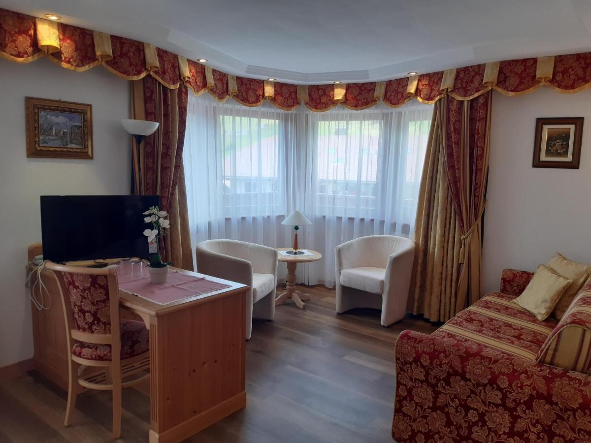 Garni Franca B&B Selva di Val Gardena Exterior foto